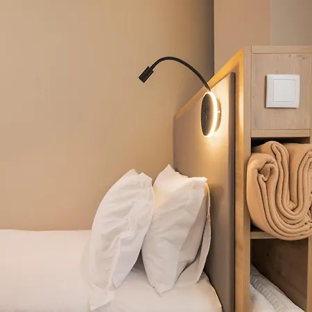 Monturi Hostel *