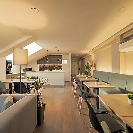 Monturi Hostal