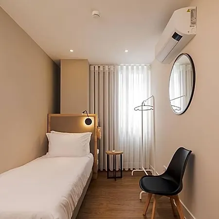 Hostal Monturi Ponta Delgada