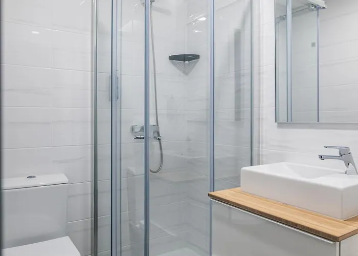 Monturi Ponta Delgada (Sao Miguel)